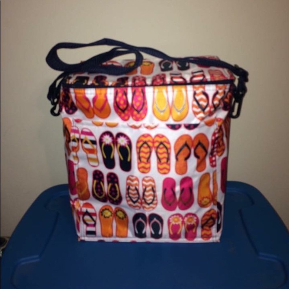 Exclusive Print Flip Flop Picnic Thermal Tote